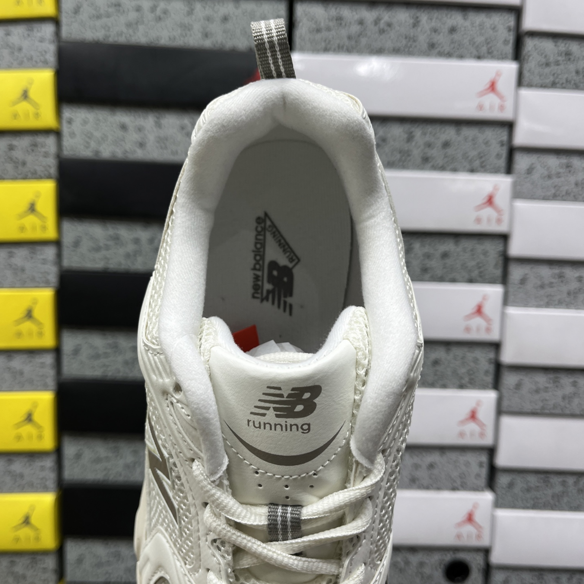 New Balance 530 - White Silver Metallic