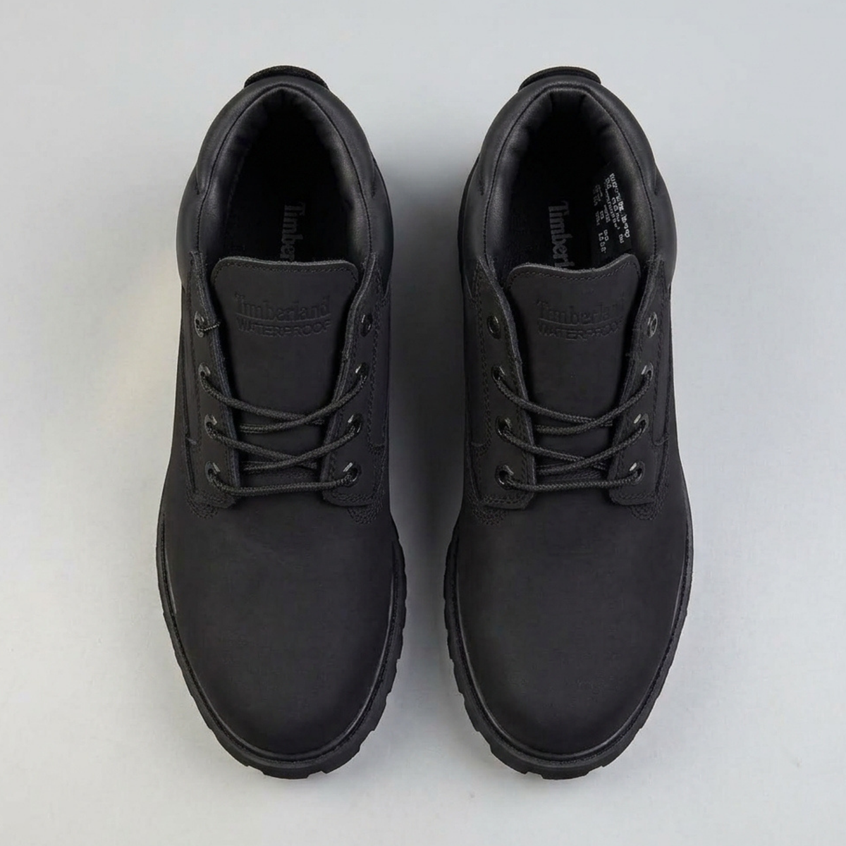 Timberland Heritage Mid Waterproof Chukka Boot - Black