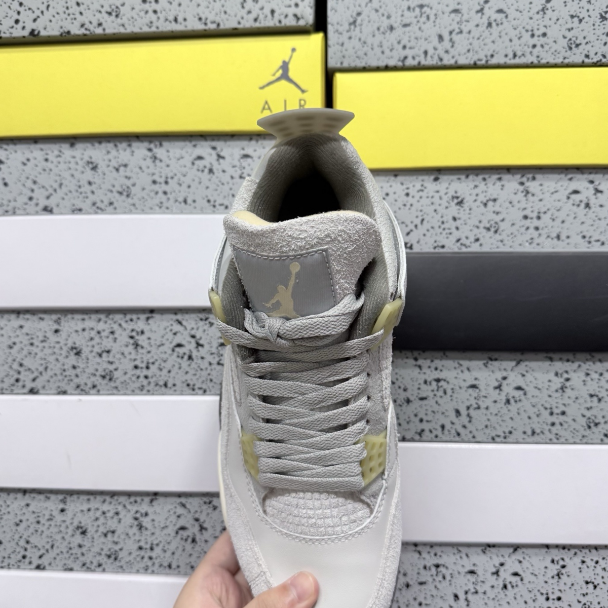 Air Jordan 4 Retro SE - Craft Photon Dust