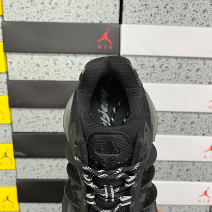 Pharrell Williams x Adidas Adistar Jellyfish  - Triple Black