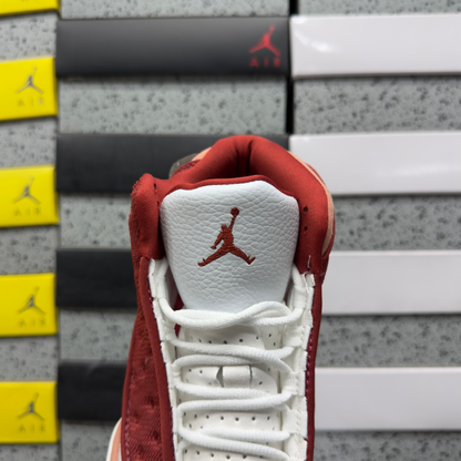 Air Jordan 13 Retro - Dune Red