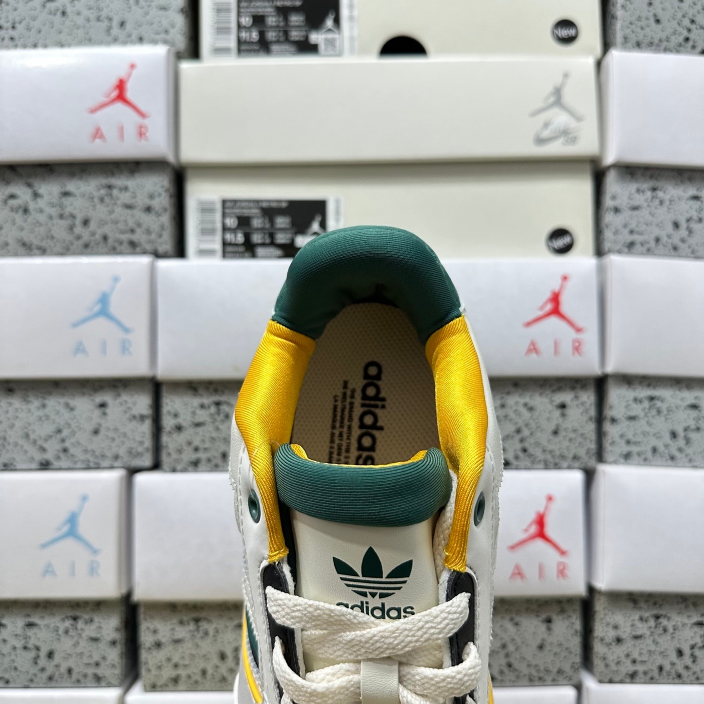 Adidas Drop Step Low 2.0 - White / Collegiate Green / Cyber Yellow