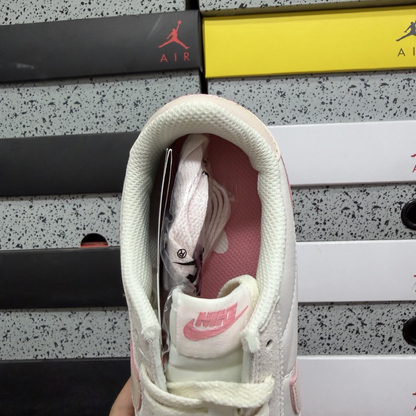 Nike Cortez - Light Soft Pink