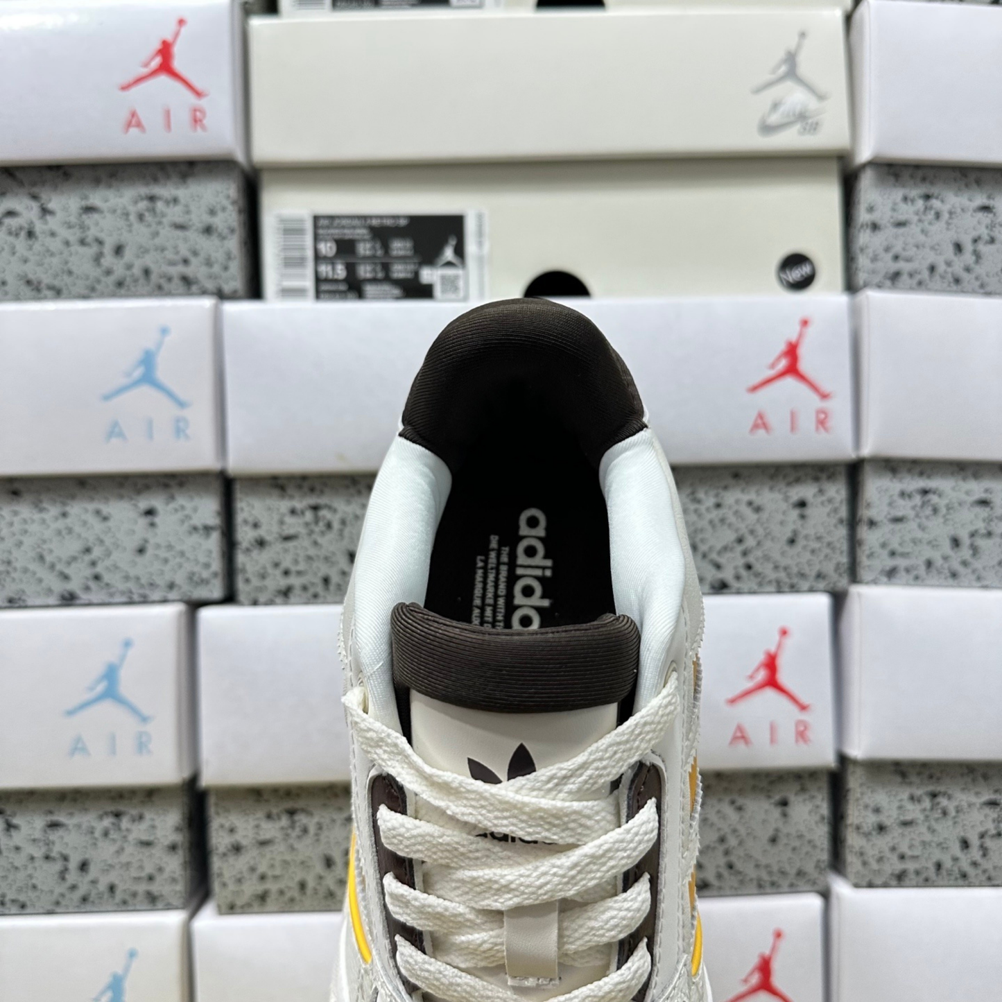Adidas Drop Step Low 2.0 - White Tint / Collegiate Gold / Brown