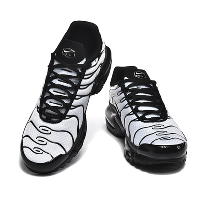 Nike Air Max Plus - Black White Panda