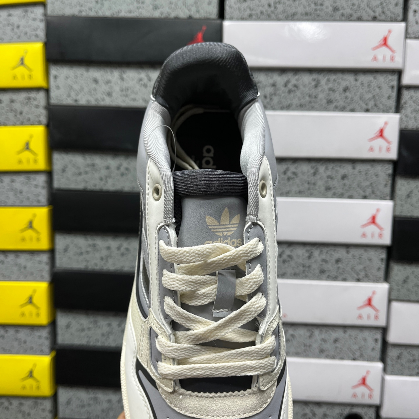 Adidas Drop Step Low 2.0 - Grey Stone / Core Black / Grey Two