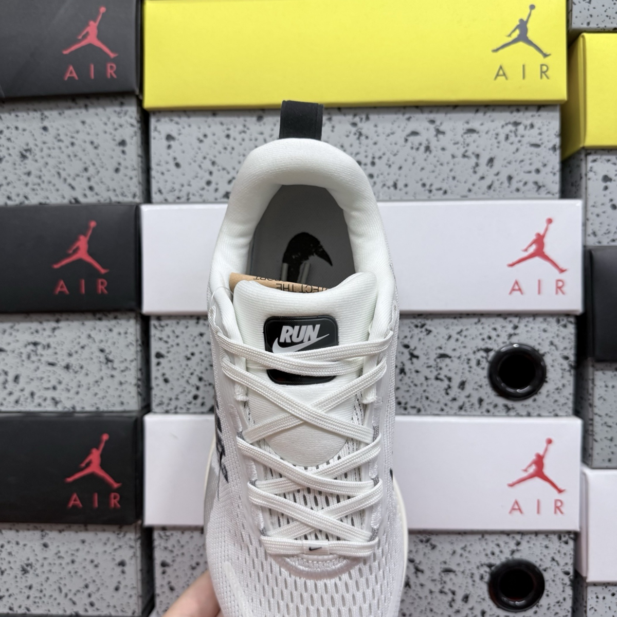Nike Vomero 18 - Run Pack Summit White