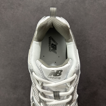 New Balance 530 - White Silver