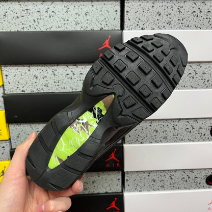 Air Max 95 x Corteiz - Honey Black