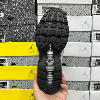 Air Max 95 x CDG - Grey