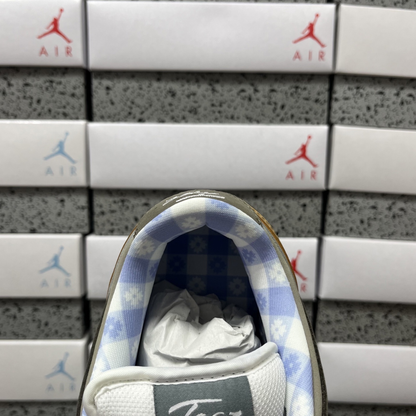 Concepts x Nike SB Dunk Low - Grey Lobster