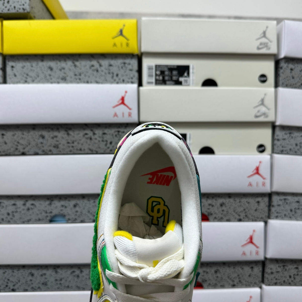 Grateful Dead x University of Oregon x Nike Air Max 90 - Grateful Ducks