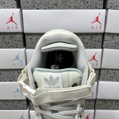 Adidas Forum Buckle Low  x Bad Bunny - Last Forum