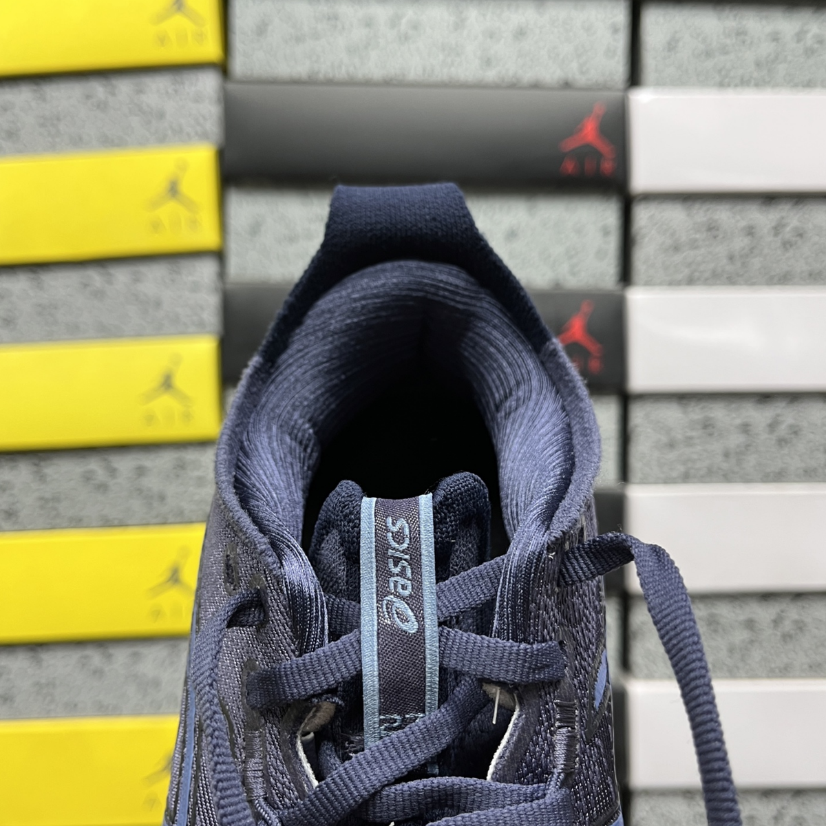 Asics Gel Nimbus 27 - Midnight / Vanilla