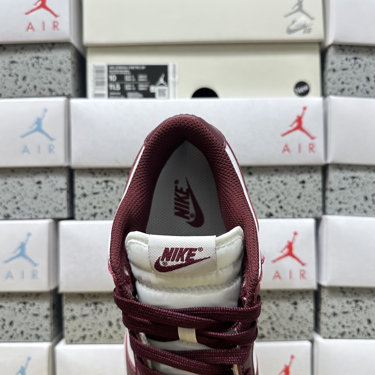 Nike Dunk Low - Bordeaux