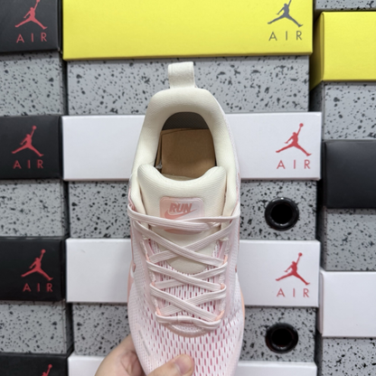 Nike Vomero 18 - Light Soft Pink Madder Root