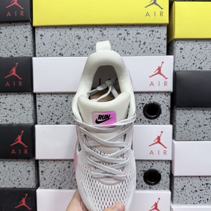 Nike Vomero 18 - Summit White Elemental Pink