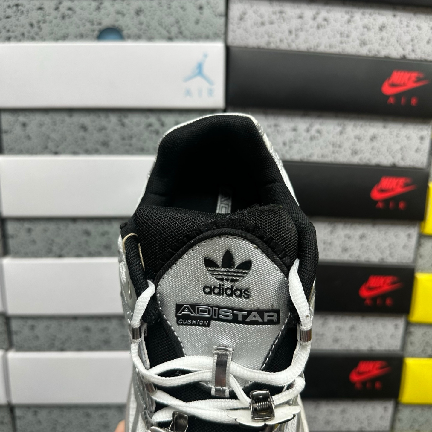 Adidas Adistar Cushion - Silver Metallic/Core BlacK