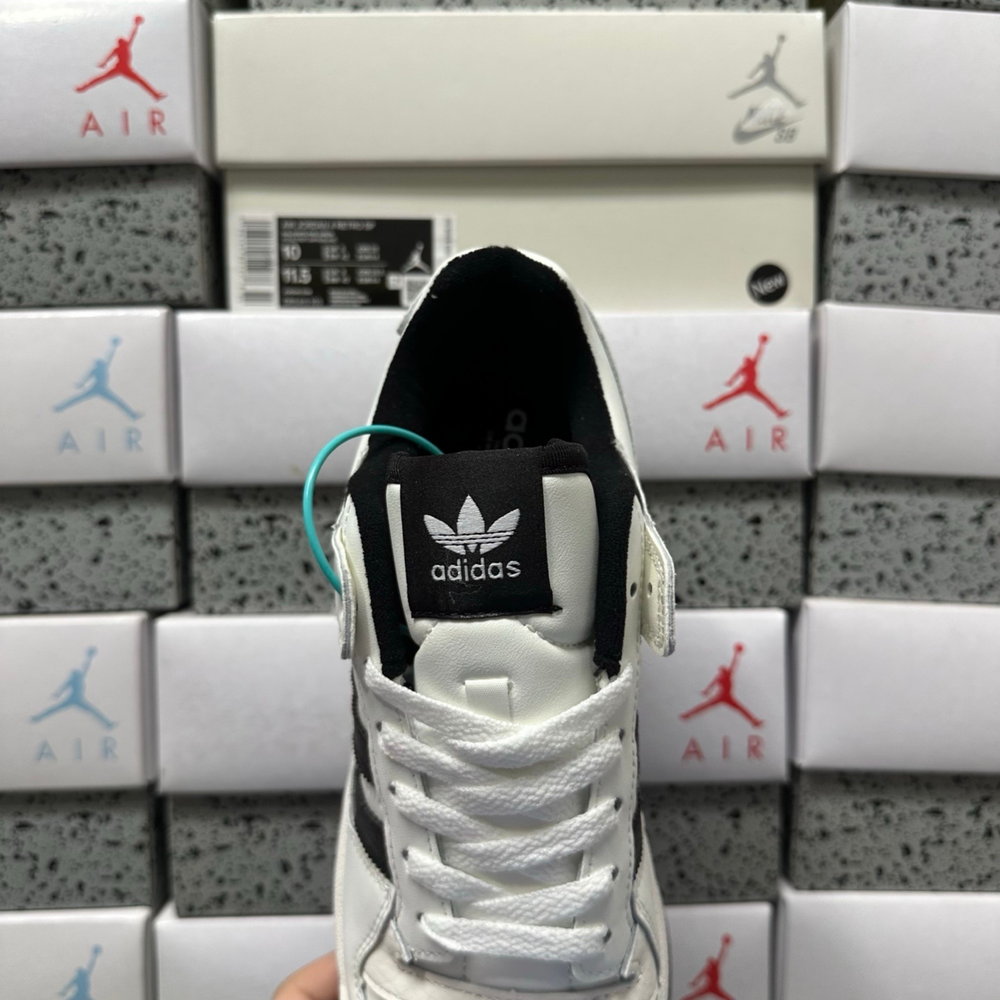 Adidas Forum Low - White Black