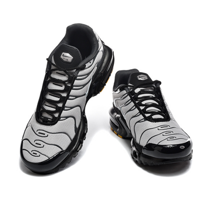 Nike Air Max Plus - Black Vast Grey