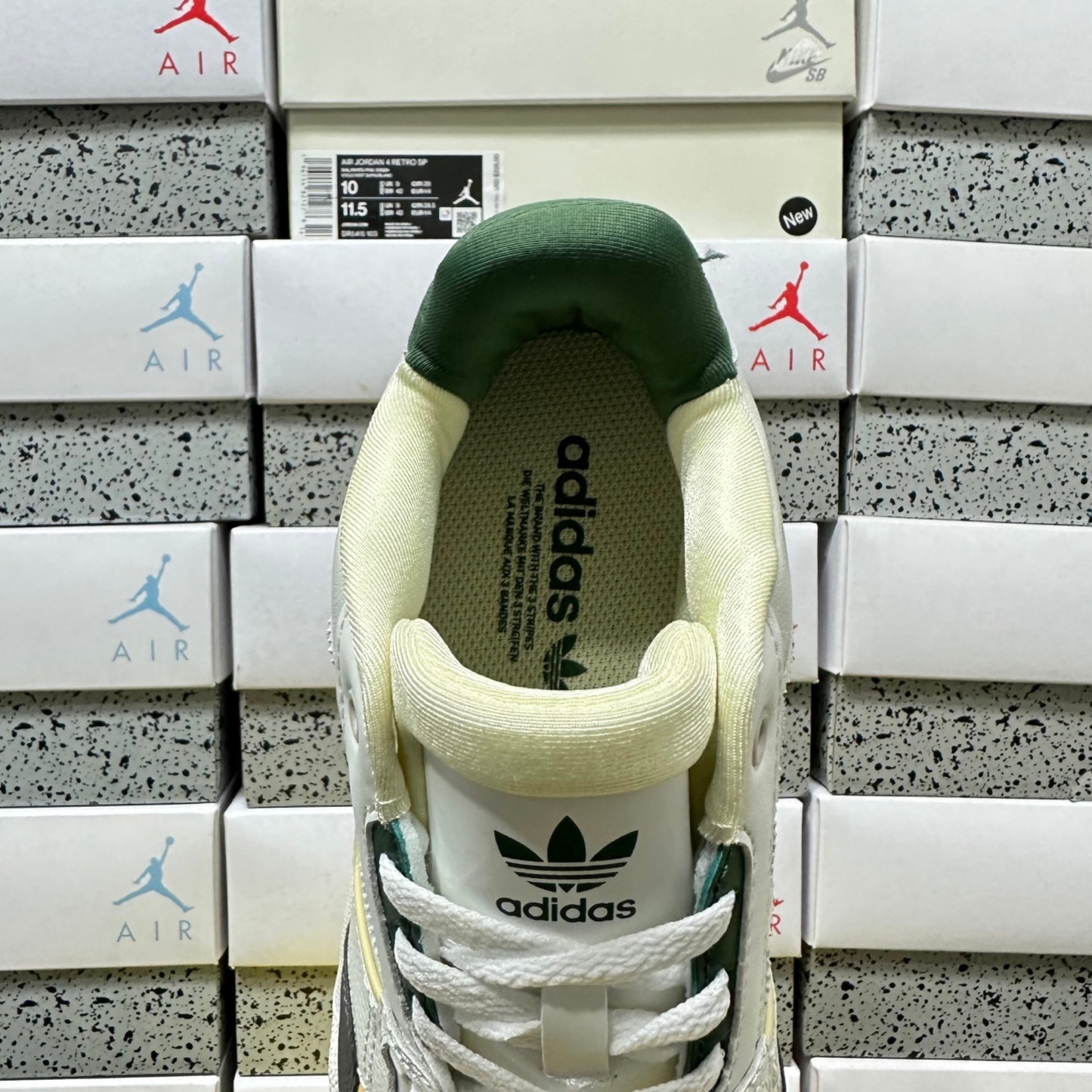 Adidas Drop Step Low 2.0 - White Tint / Collegiate Green / Magic Beige