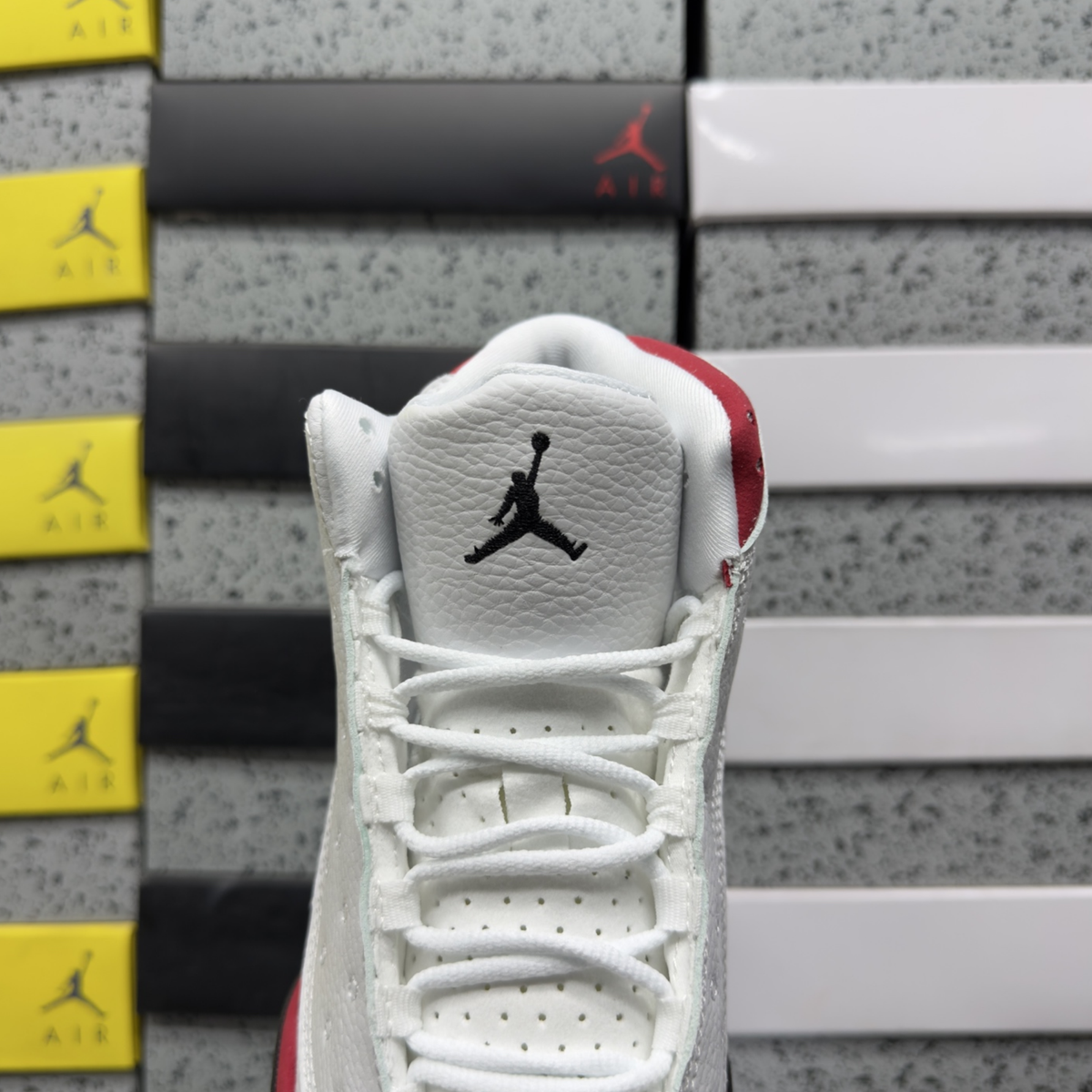 Air Jordan 13 Retro - Chicago