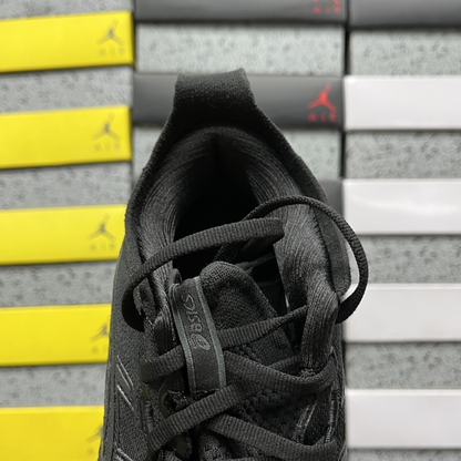 Asics Gel Nimbus 27 - Black / Graphite Grey