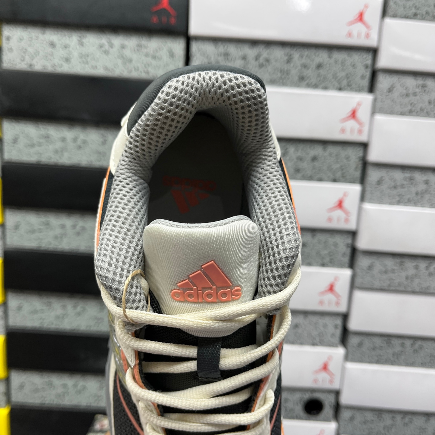 Adidas Response CL - Grey Two Coral