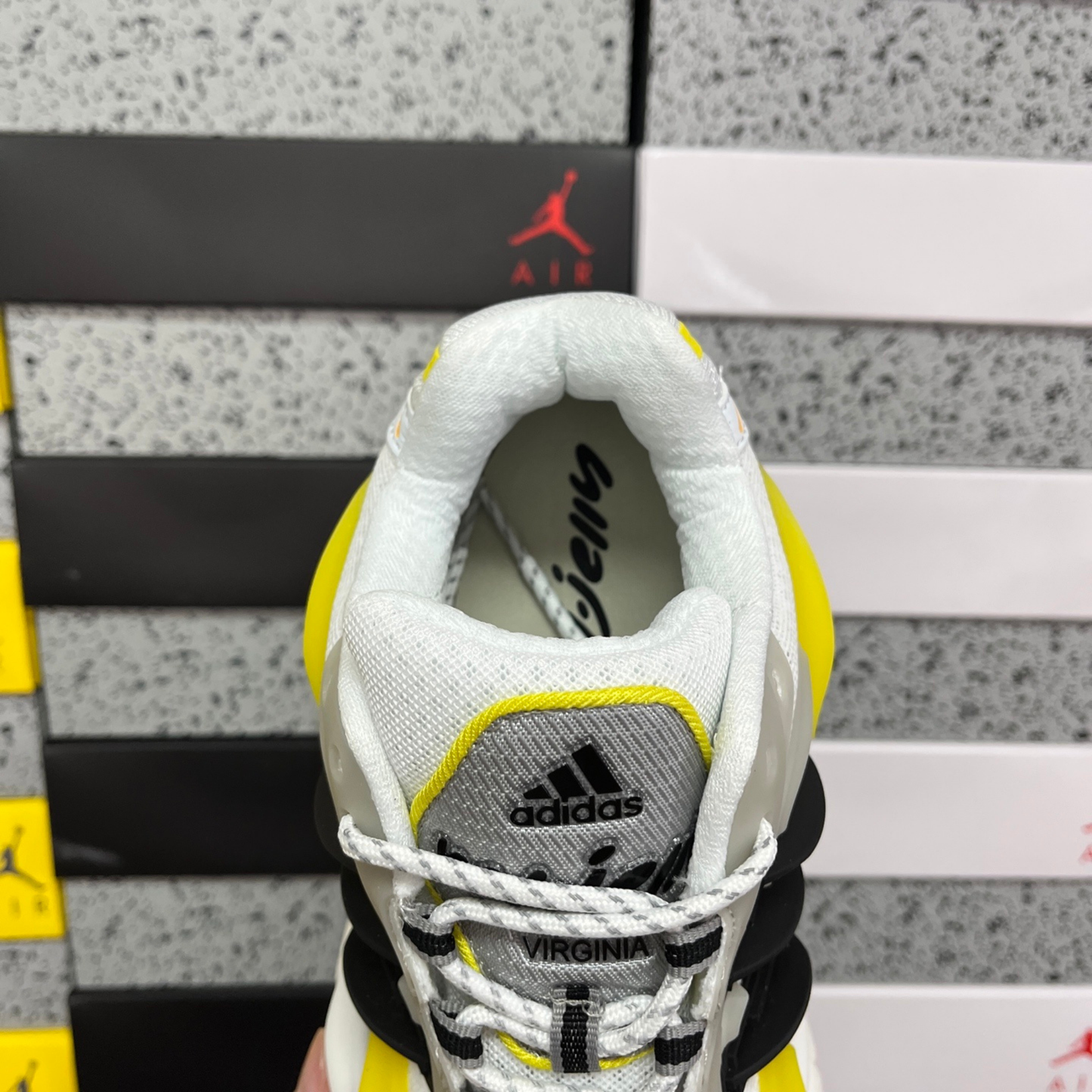 Pharrell Williams x Adidas Adistar Jellyfish  - Focus Yellow