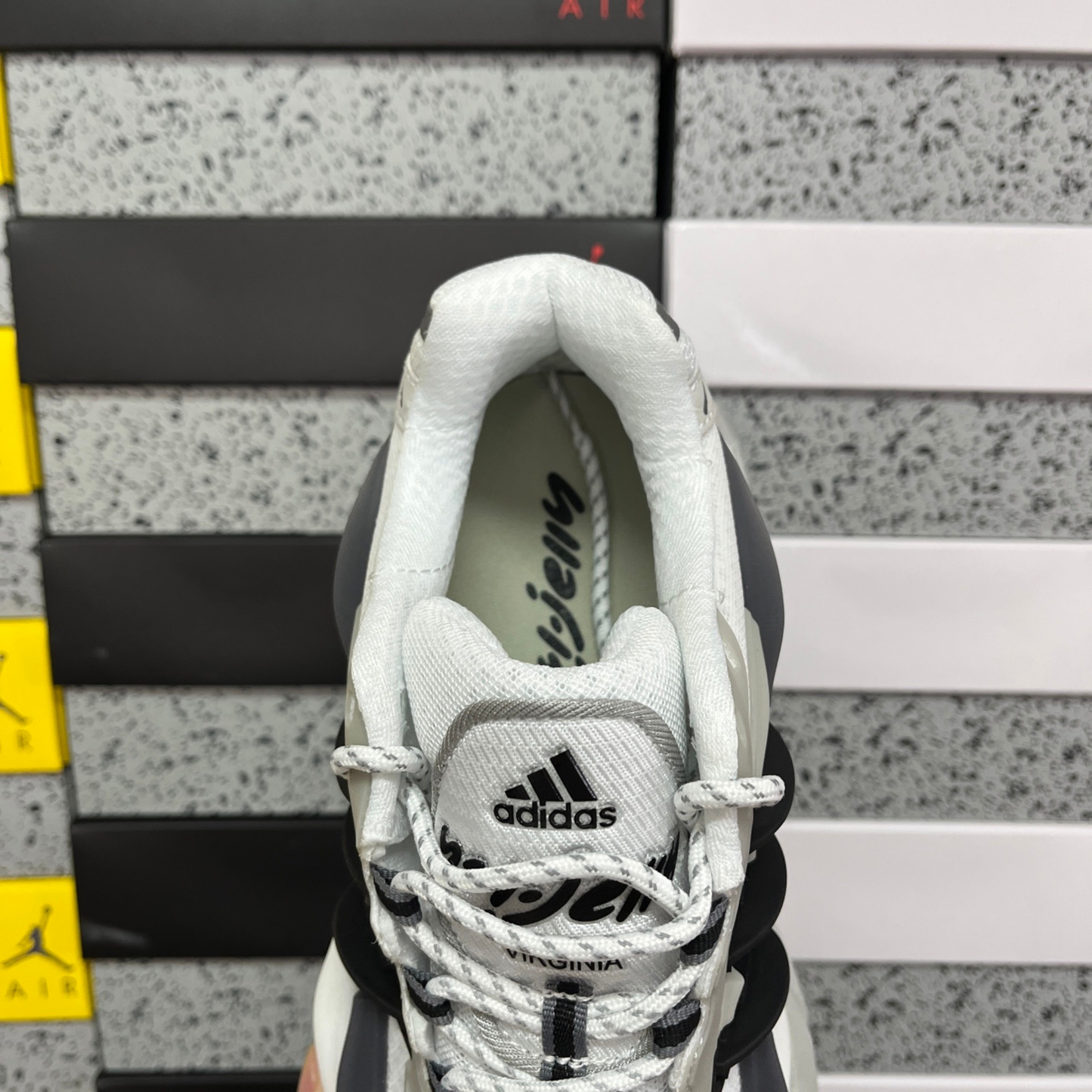 Pharrell Williams x Adidas Adistar Jellyfish  - Solid Grey Black