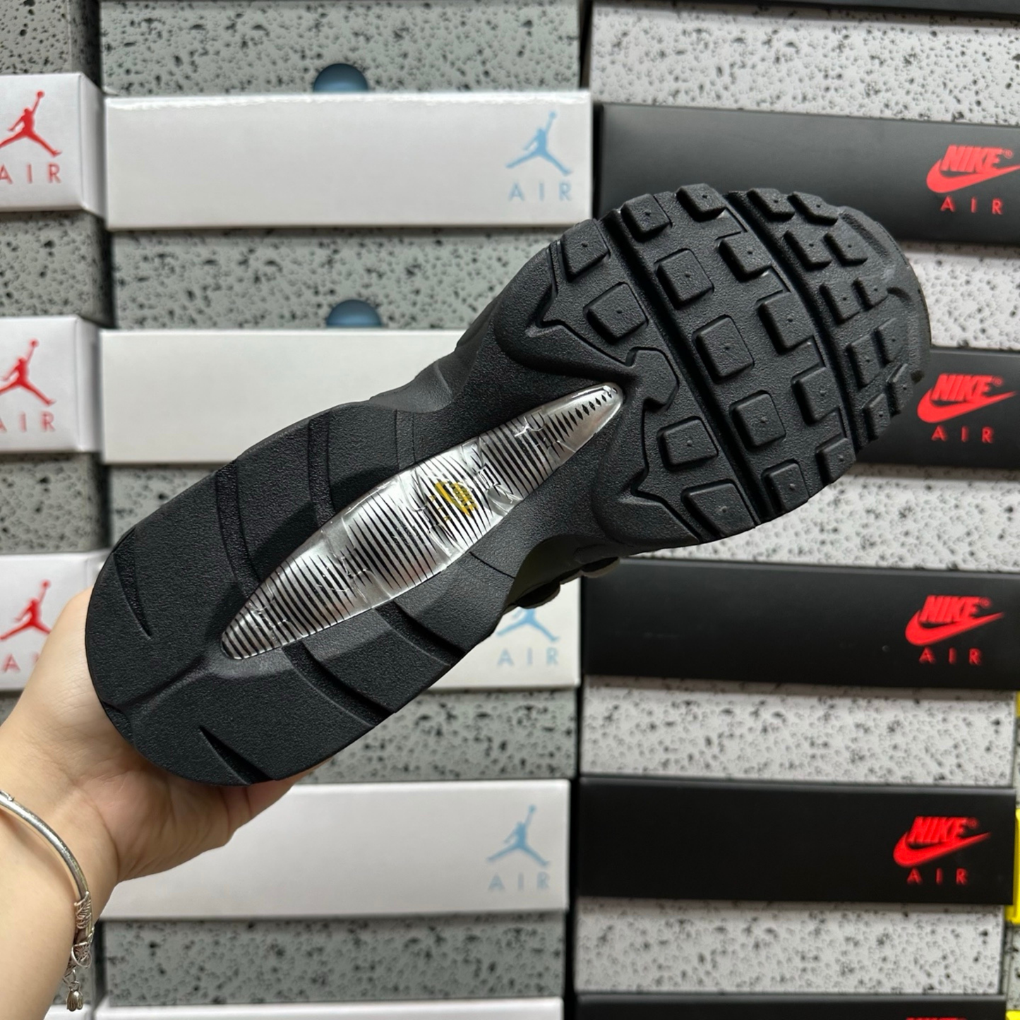 Air Max 95 - Black Bright Ceramic