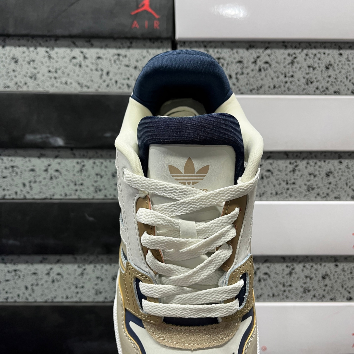 Adidas Drop Step Low 2.0 - White Brown