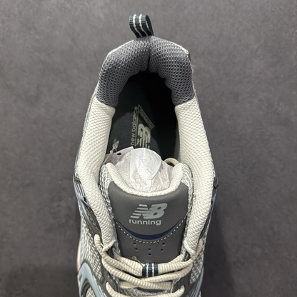 New Balance 530 - Cinza Branco Off
