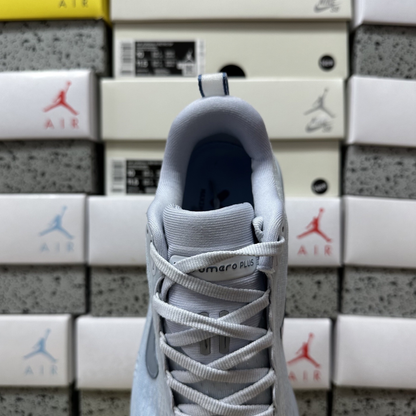 Nike Vomero Plus - Football Grey Ashen Slate