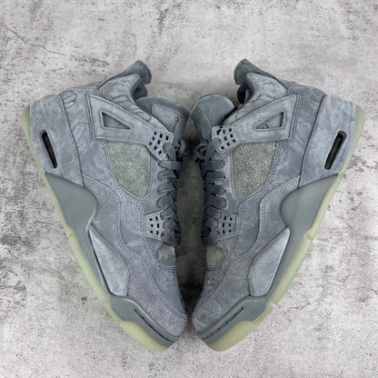 Air Jordan 4 - KAWS Cool Grey