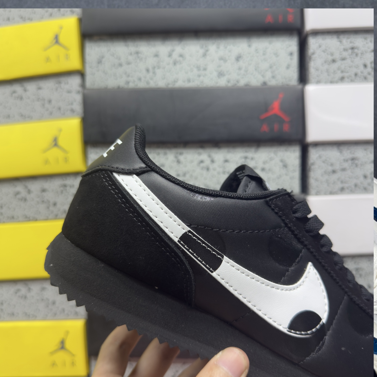 Nike Cortez - Polka Dots Black White