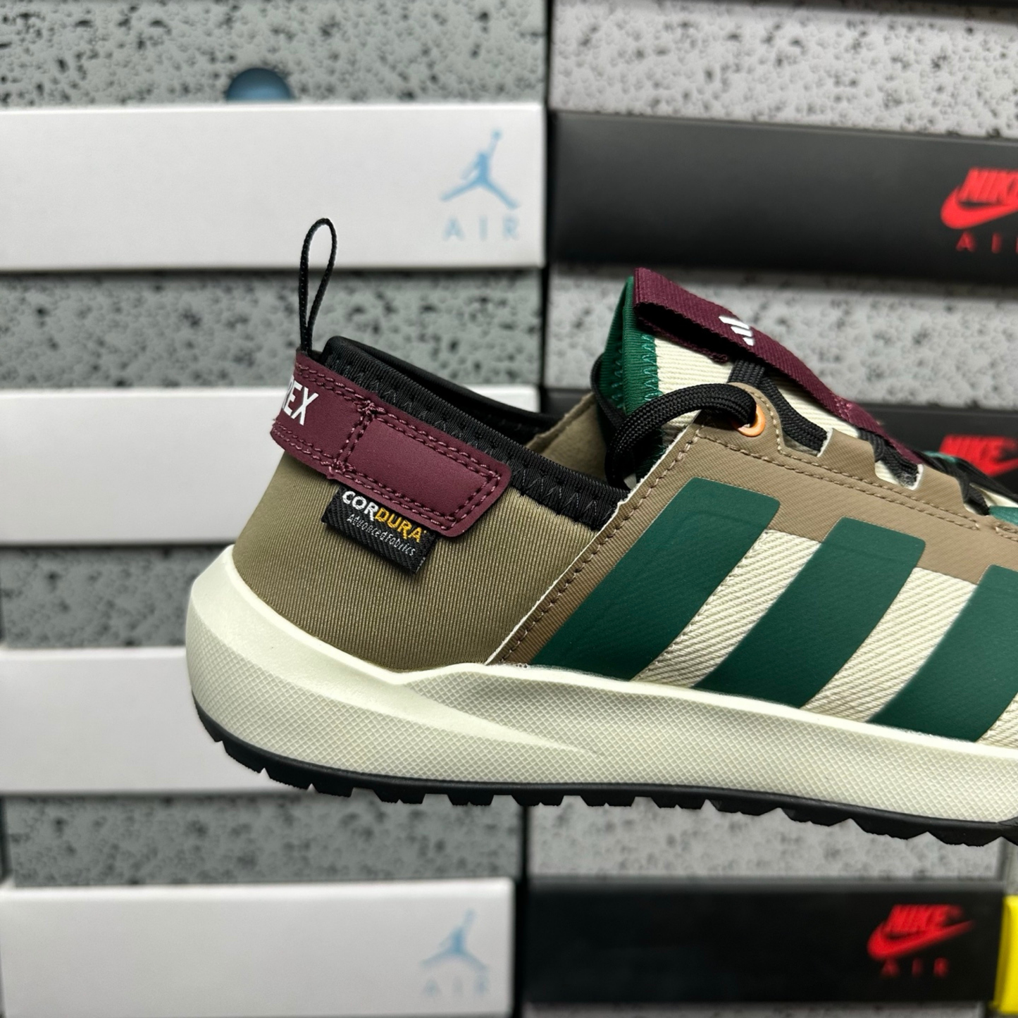 Adidas Terrex Daroga Cordura - Shadow Brown/Dark Green/Maroon