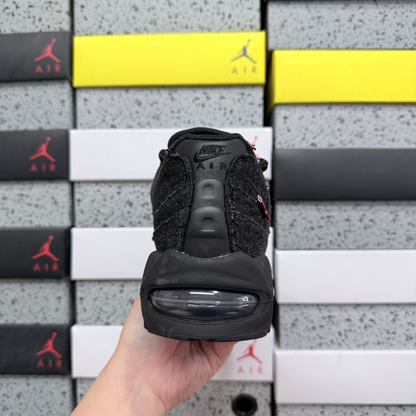 Air Max 95 x Levi's - Black