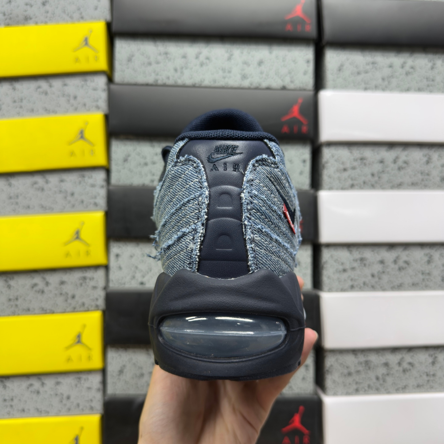 Air Max 95 x Levi's - Obsidian
