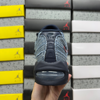 Air Max 95 x Levi's - Obsidian