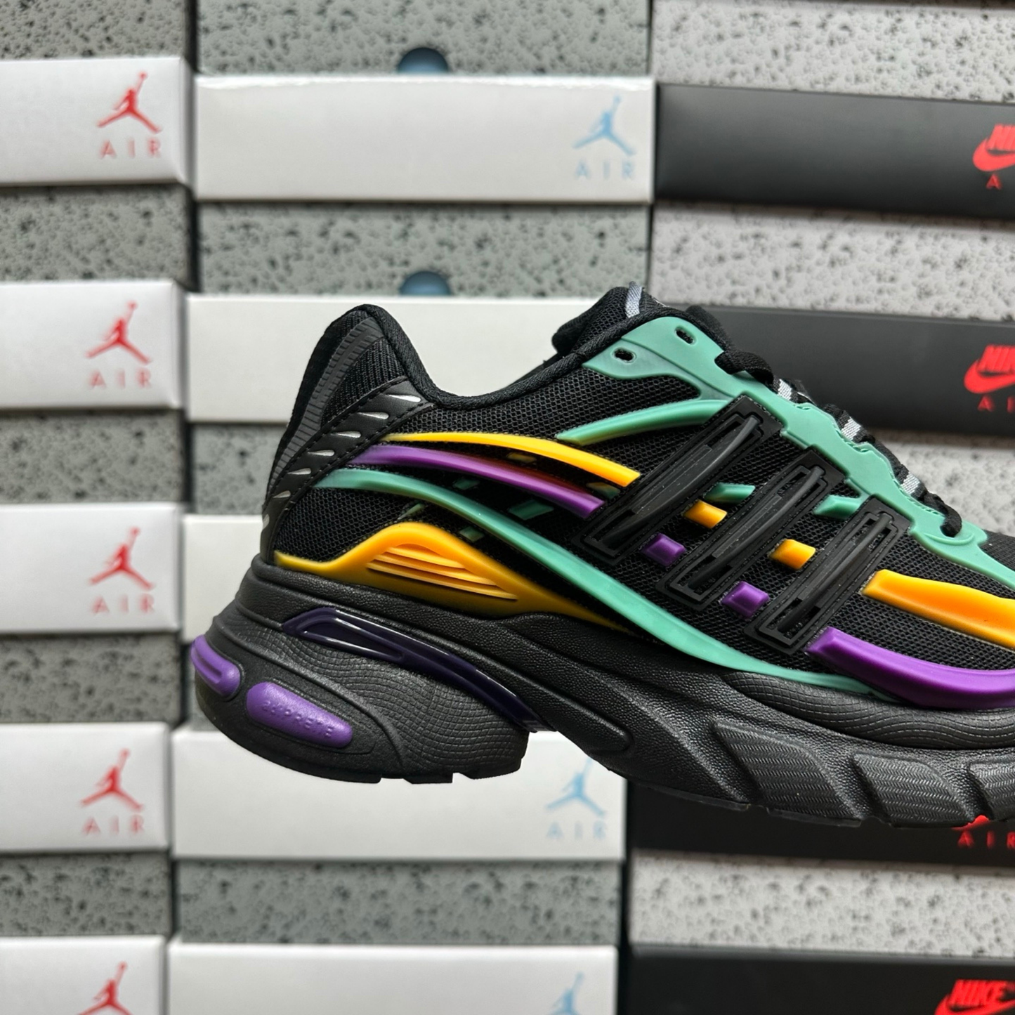 Pharrell Williams x Adidas Adistar Jellyfish  - Multicolor Black