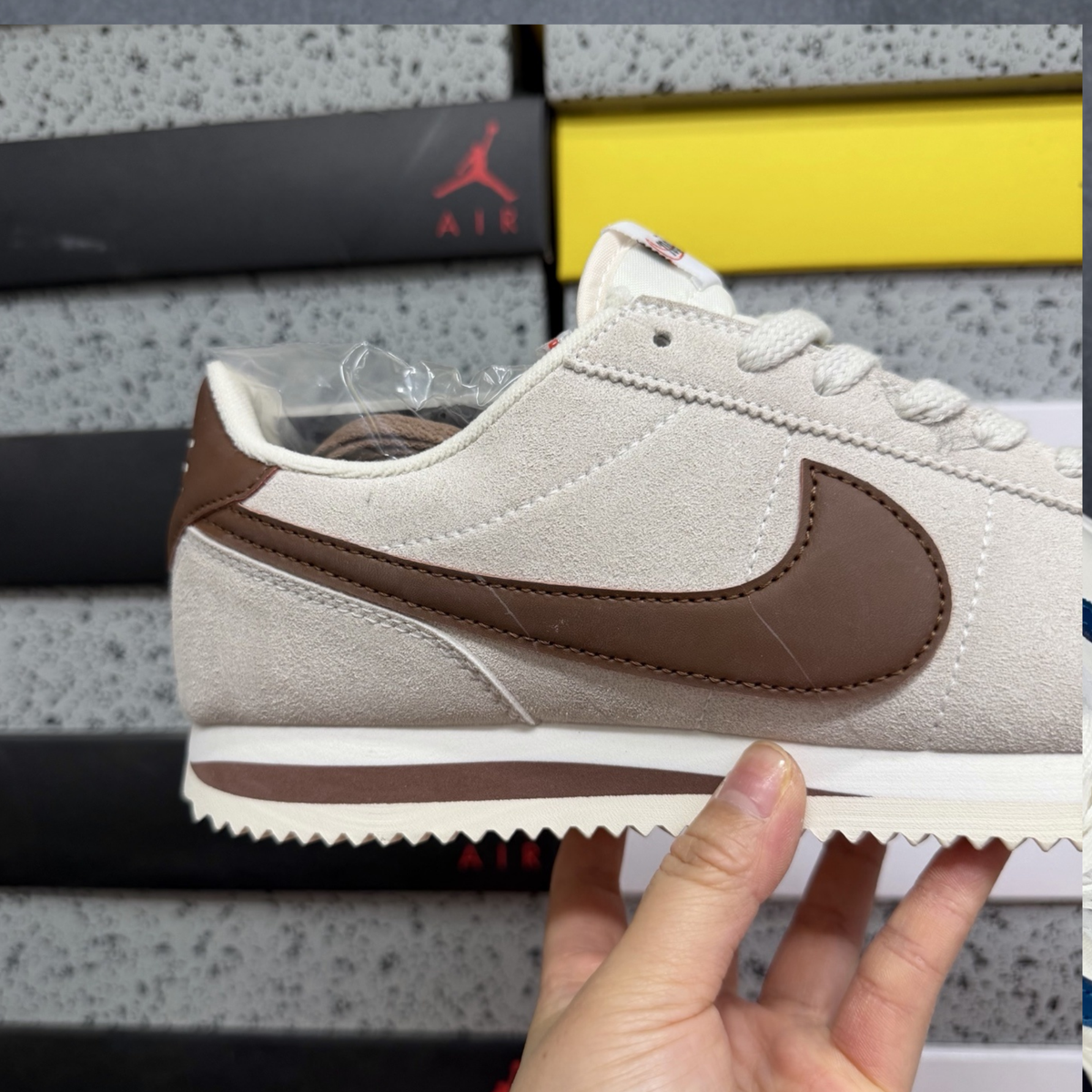 Nike Cortez Wmns - Light Orewood Brown/Fauna Brown-Sail