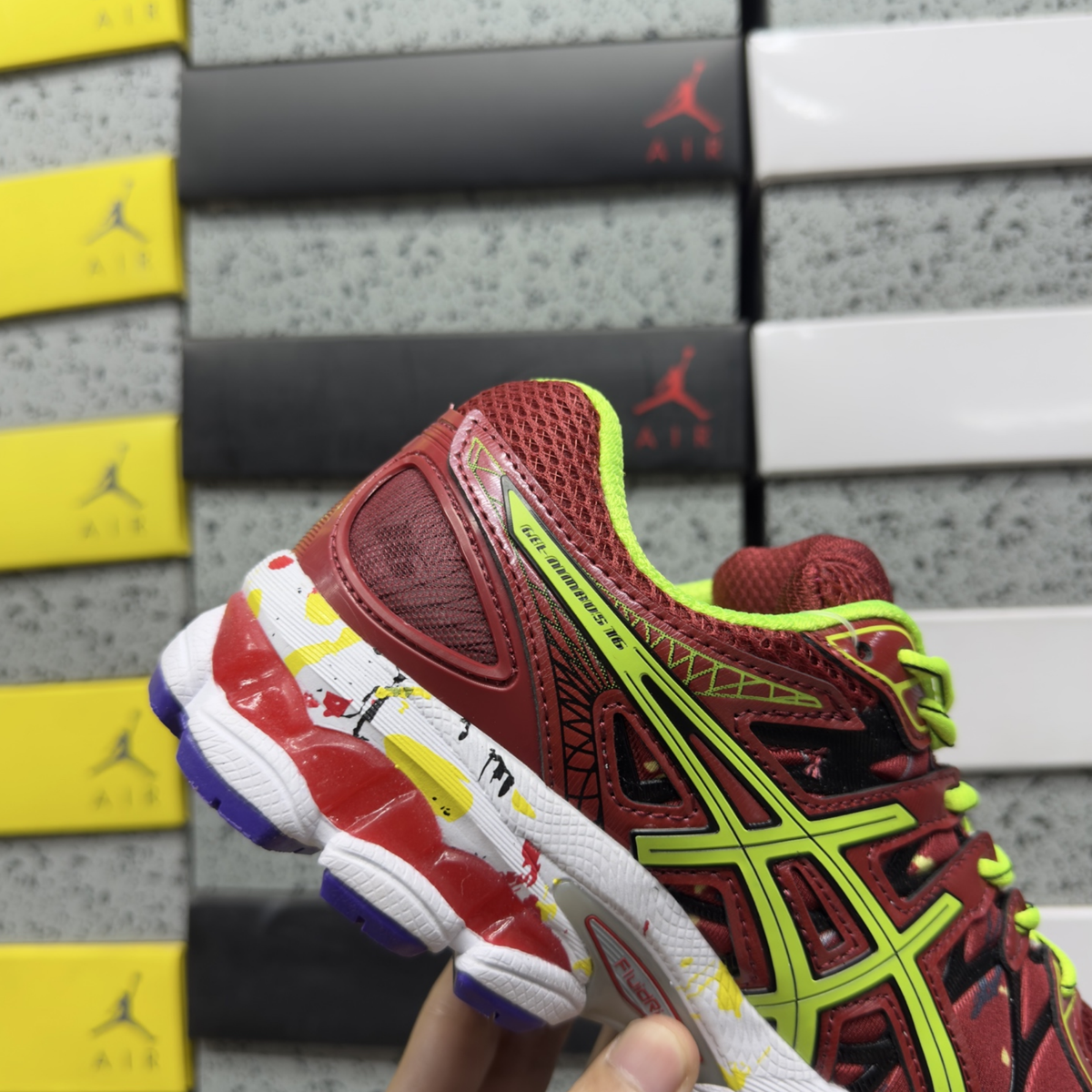 Asics Gel Nimbus 16 NYC - Red / Safety Yellow