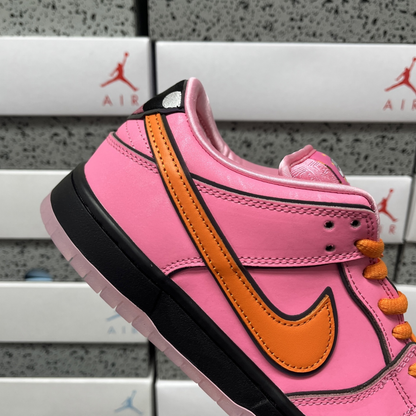 The Powerpuff Girls X Nike SB Dunk Low - Blossom