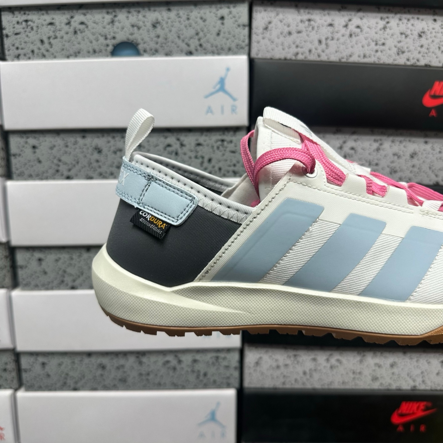 Adidas Terrex Daroga Cordura - White Light Blue Pink