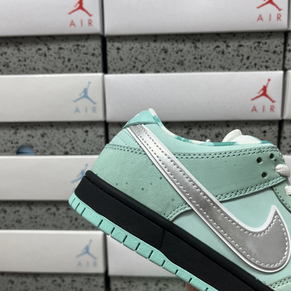 Concepts X Diamond Supply Co. X Nike SB Dunk Low - Tiffany Lobster