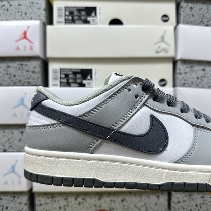 Nike Dunk Low - Light Smoke Grey