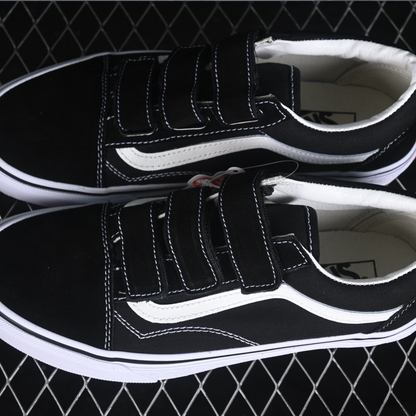 Vans Old Skool V - Black/True White