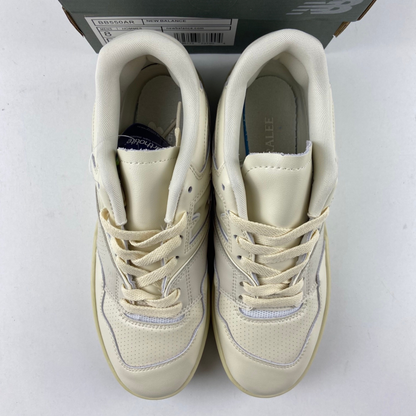 AURALEE  X New Balance 550 - Ecru