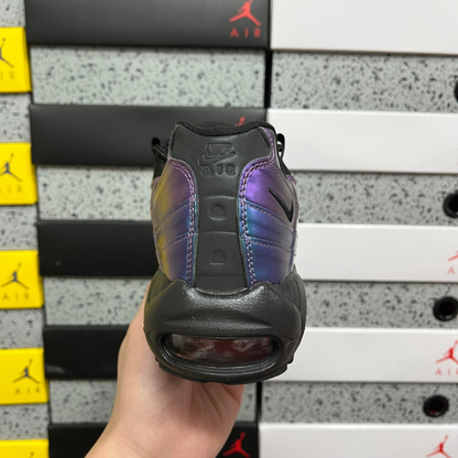 Air Max 95 - Throwback Future